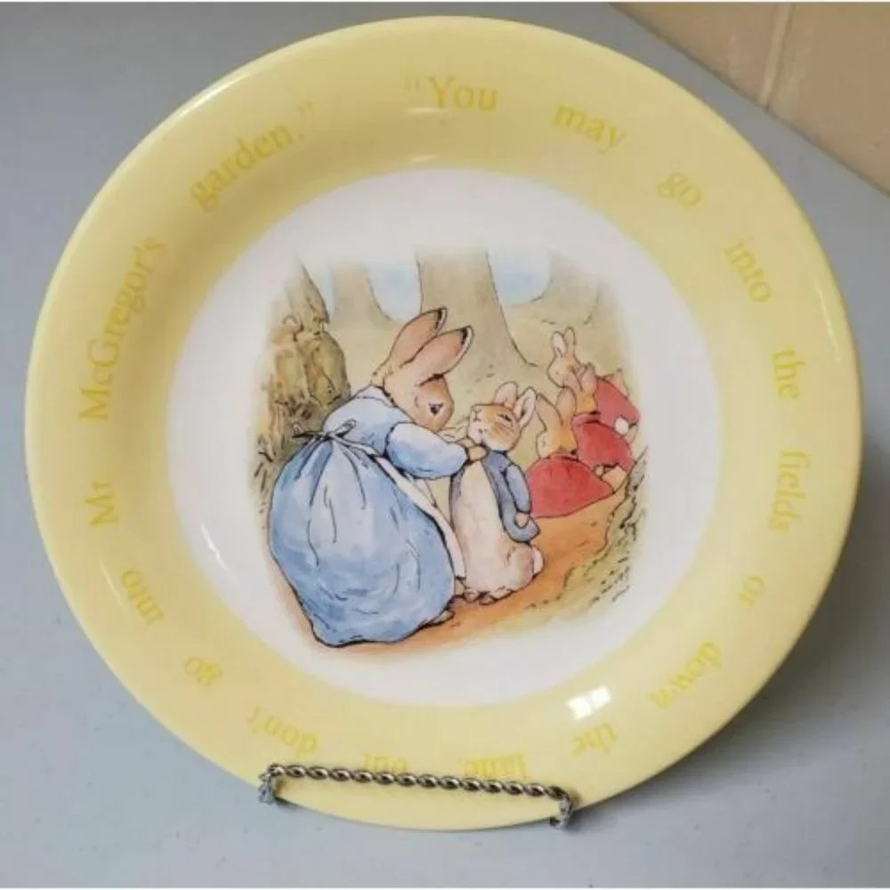 2 Pottery Barn 9" Kid Peter Rabbit Melamine Plate - Picture 2 of 8